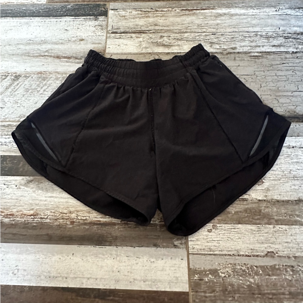 Women’s Black Lululemon Shorts!!